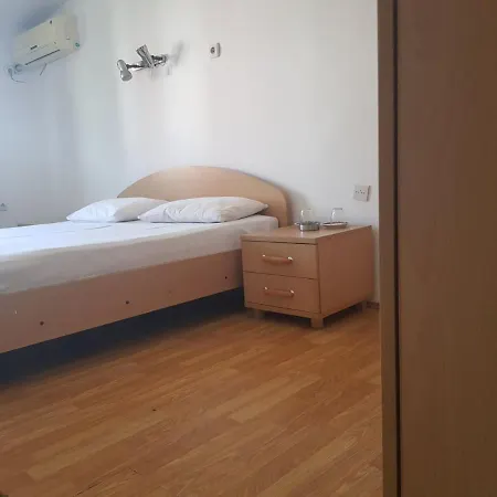 אורחן Mlin Balkan סקופיה